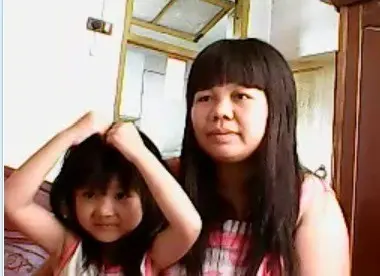 小时候，我总爱靠着你